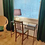 Apartmán Cozy 1br With Balcony, Free Wifi And Parking *