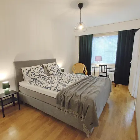 Cozy 1br With Balcony, Free Wifi And Parking *